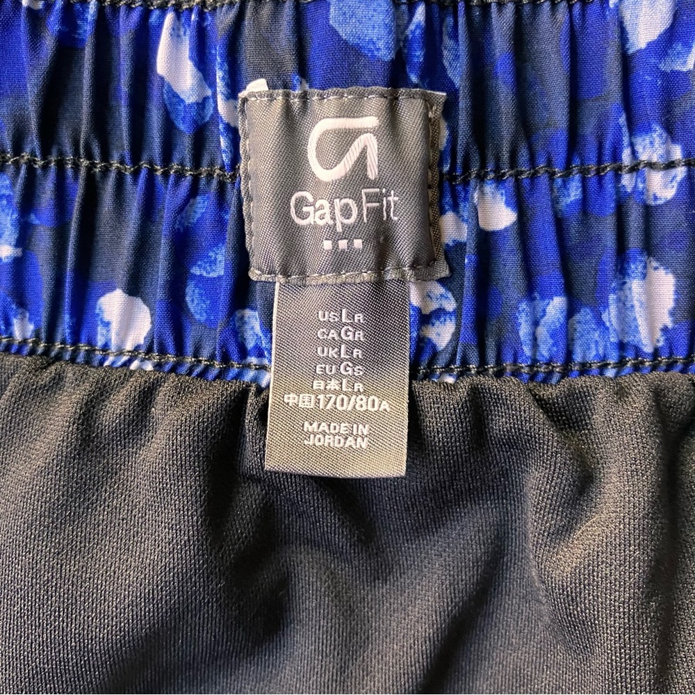 GAPFIT RUNNING SHORTS - Picture 3 of 3